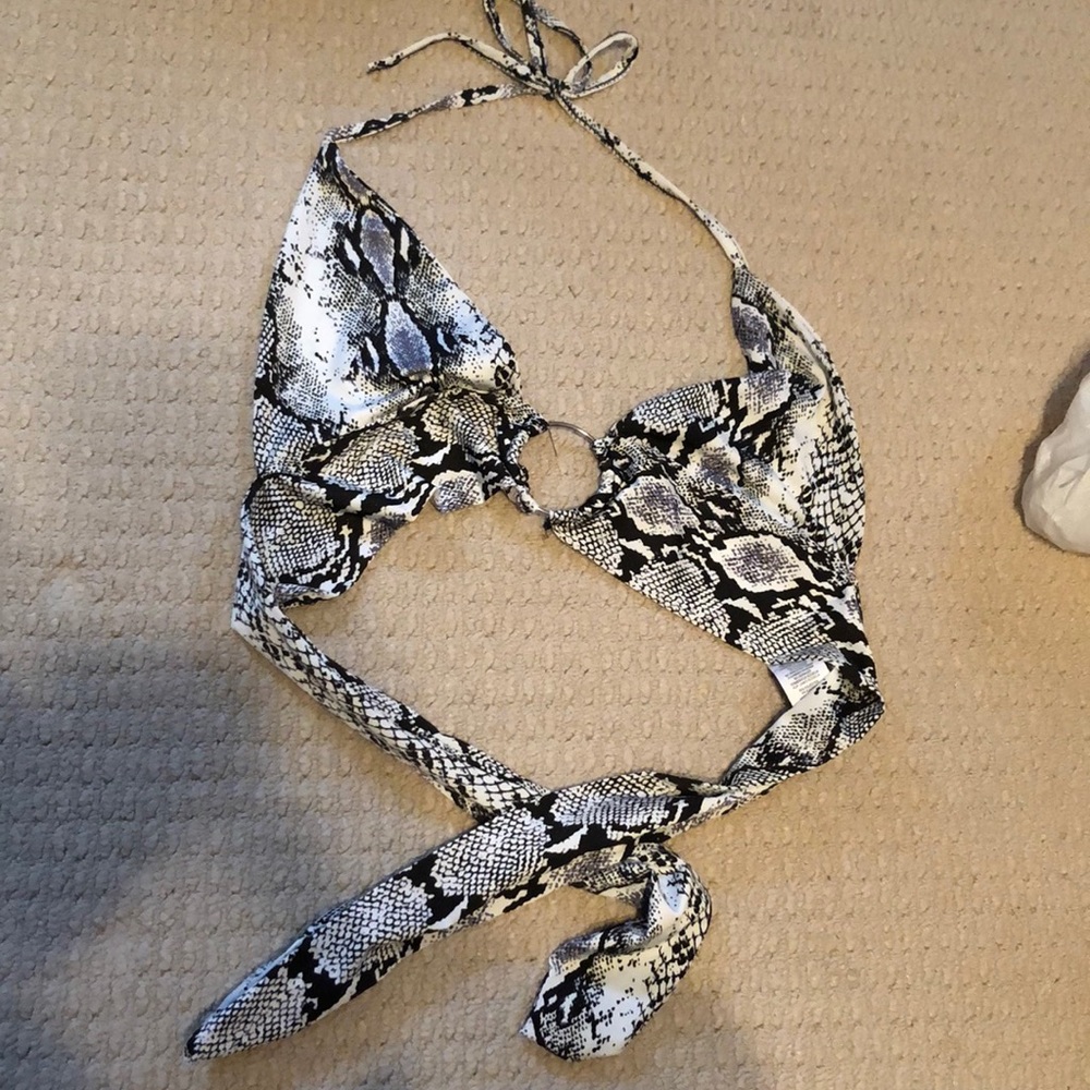 plt snakeskin top